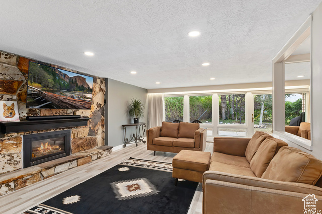 Photo 2 for MLS #2111725 at 27 W Princeton
