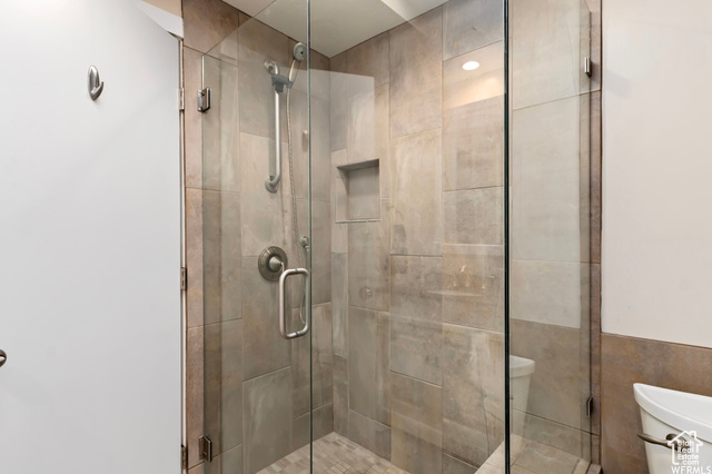 Photo 7 for MLS #2111725 at 27 W Princeton