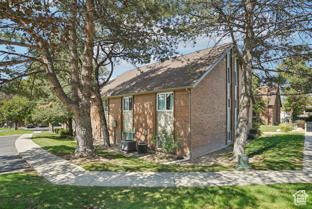 Photo 32 for MLS #2111728 at 1235 E Cottonwood Hills Dr