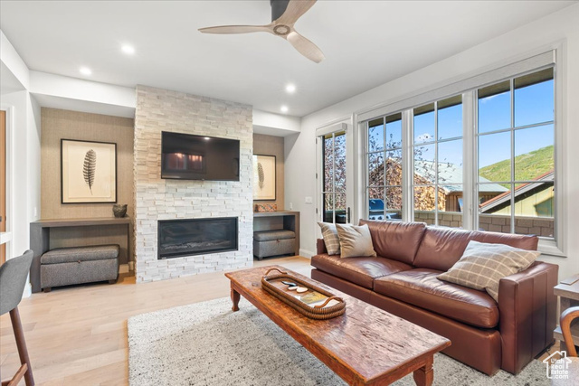 Photo 6 for MLS #2111731 at 1308 Empire Ave