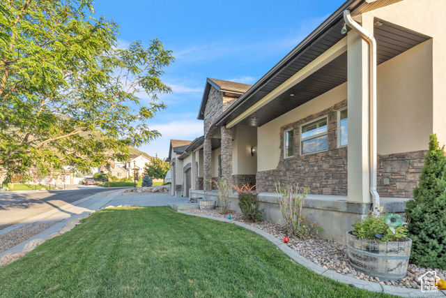 Photo 3 for MLS #2111740 at 1256 Upland Dr