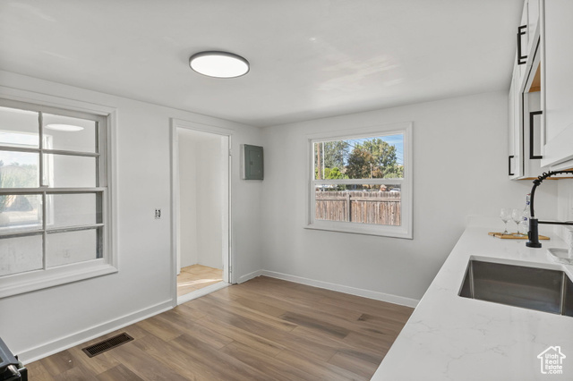 Photo 4 for MLS #2111769 at 590 S 900 West