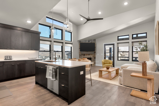 1169 W HELLING CIR #3-301