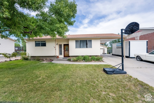 Photo 2 for MLS #2111787 at 2126 W Happiness Dr