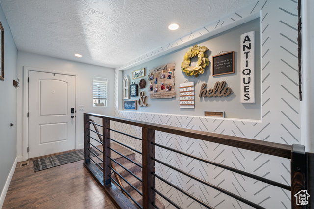 Photo 3 for MLS #2111788 at 785 S Peachtree Dr