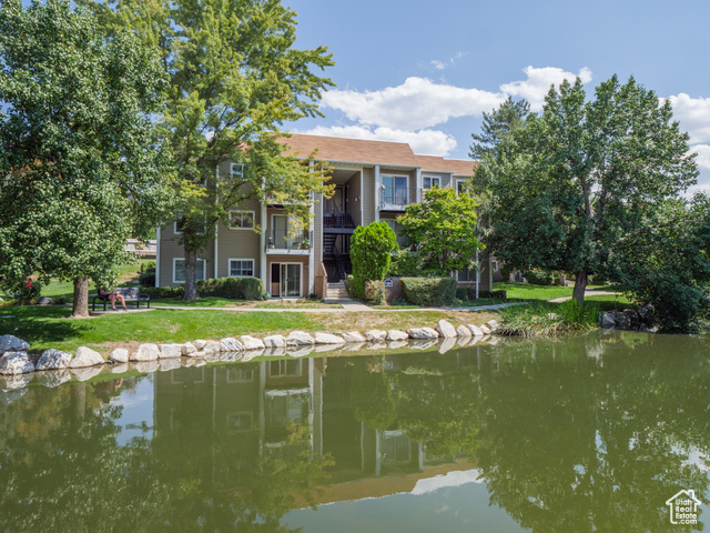 1096 E QUAIL PARK DR #F, Millcreek UT 84117