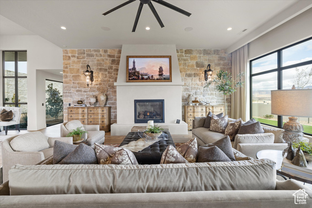 Photo 8 for MLS #2111795 at 5627 W Desert Dream