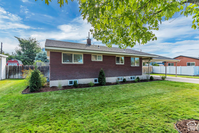 Photo 9 for MLS #2111797 at 1164 N 50 East