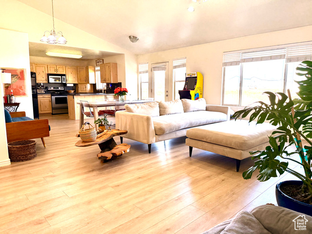 Photo 5 for MLS #2111802 at 3130 W 3600 South