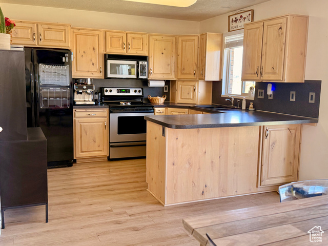 Photo 7 for MLS #2111802 at 3130 W 3600 South