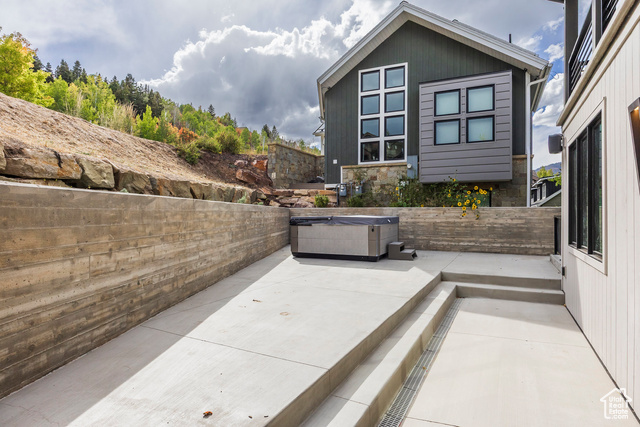 Photo 38 for MLS #2111820 at 751 Rossie Hill Dr