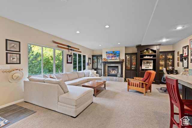 Photo 35 for MLS #2111832 at 944 Ben Lomond Ave