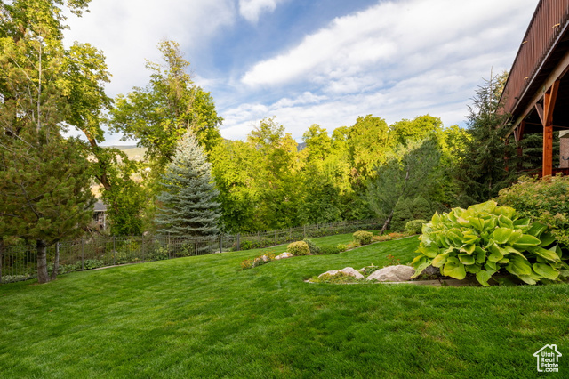 Photo 65 for MLS #2111832 at 944 Ben Lomond Ave
