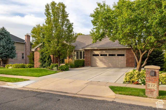 Photo 62 for MLS #2111832 at 944 Ben Lomond Ave