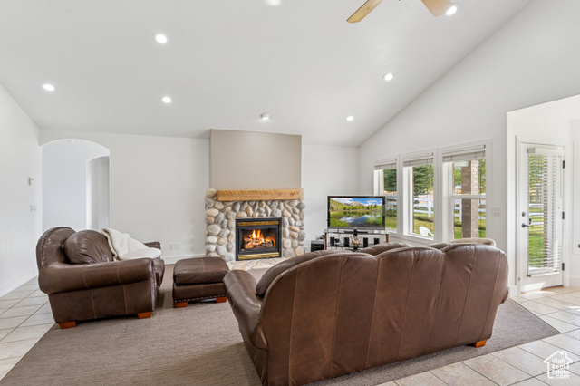 Photo 21 for MLS #2111872 at 3994 N New Ln