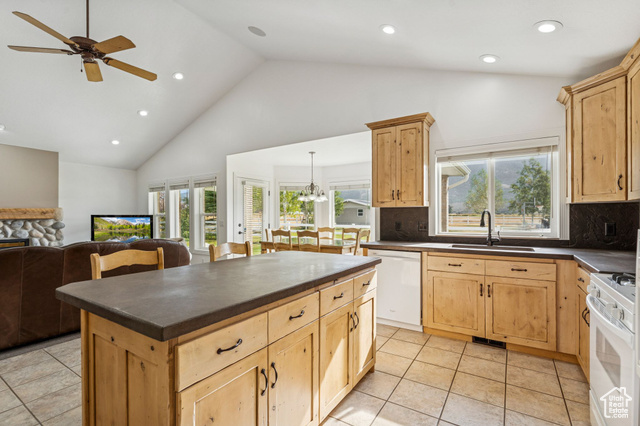 Photo 15 for MLS #2111872 at 3994 N New Ln