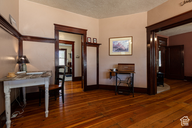 Photo 8 for MLS #2111935 at 90 N Main