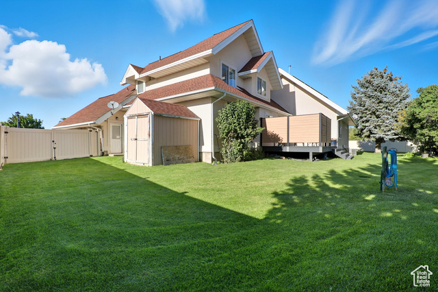 Photo 3 for MLS #2111978 at 572 Aspen Cir