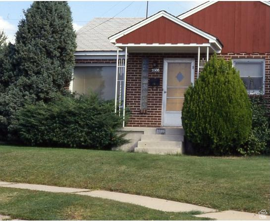 5508 S 2375 ST, Roy UT 84067