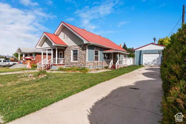 Photo 4 for MLS #2111990 at 28 W 100 North