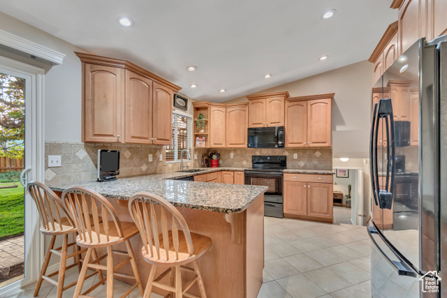 Photo 8 for MLS #2112050 at 8638 S Piper Ln