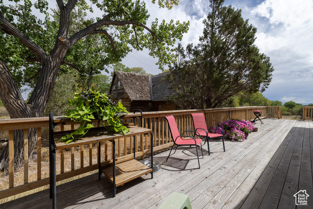 Photo 33 for MLS #2112051 at 7374 N 3250 West