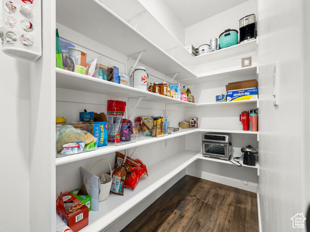 Photo 8 for MLS #2112090 at 178 E 800 South #127