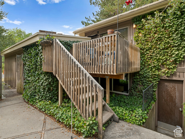 Photo 22 for MLS #2112112 at 3599 E Avondale Dr