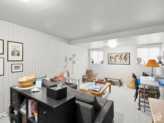 Photo 10 for MLS #2112112 at 3599 E Avondale Dr