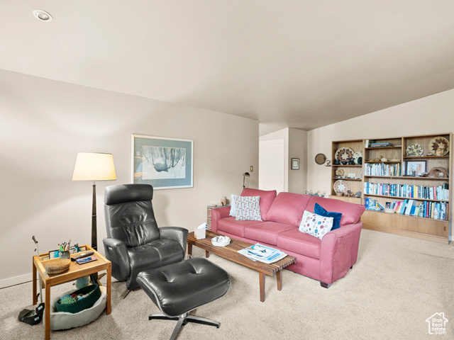 Photo 18 for MLS #2112112 at 3599 E Avondale Dr