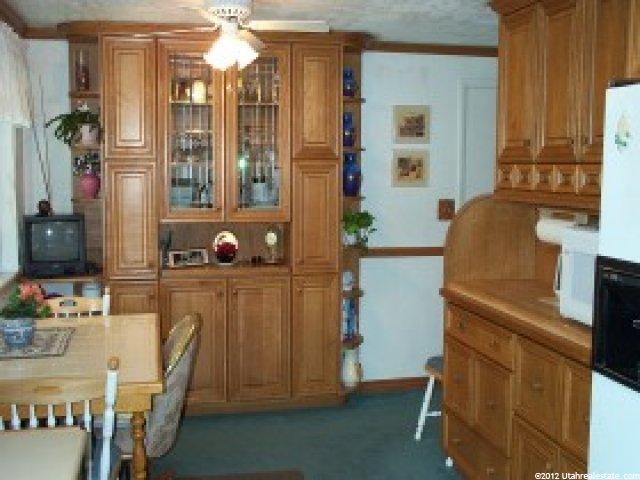 6918 Rena Cir, Midvale, UT 84047 — photo 4