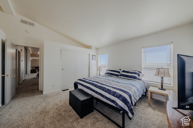 Photo 19 for MLS #2112169 at 3935 E Mountain Dr