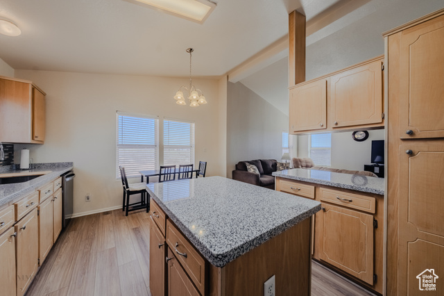 Photo 14 for MLS #2112169 at 3935 E Mountain Dr