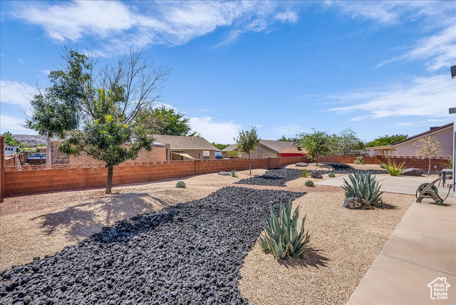Photo 15 for MLS #2112174 at 40 E Cyndi Ln