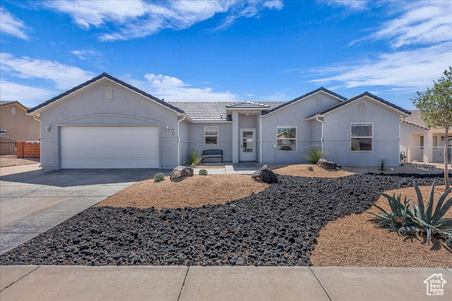 View photos for 40 E Cyndi Ln MLS #2112174 - 40 E Cyndi Ln