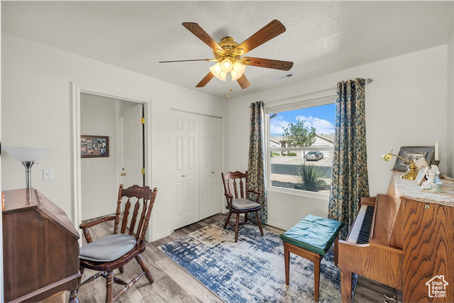 Photo 11 for MLS #2112174 at 40 E Cyndi Ln