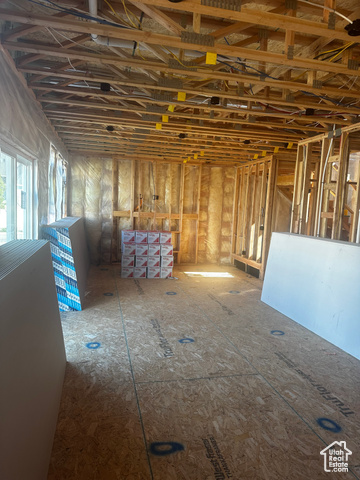 Photo 7 for MLS #2112176 at 2414 W Santa Fe Dr