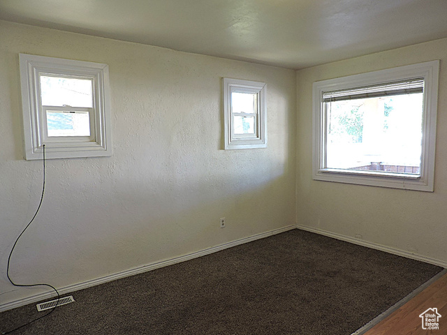 Photo 4 for MLS #2112207 at 255 S 400 West