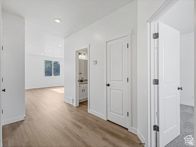 Photo 18 for MLS #2112210 at 1727 W Brocious Way #302