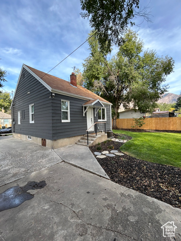 Photo 8 for MLS #2112219 at 511 E Douglas St