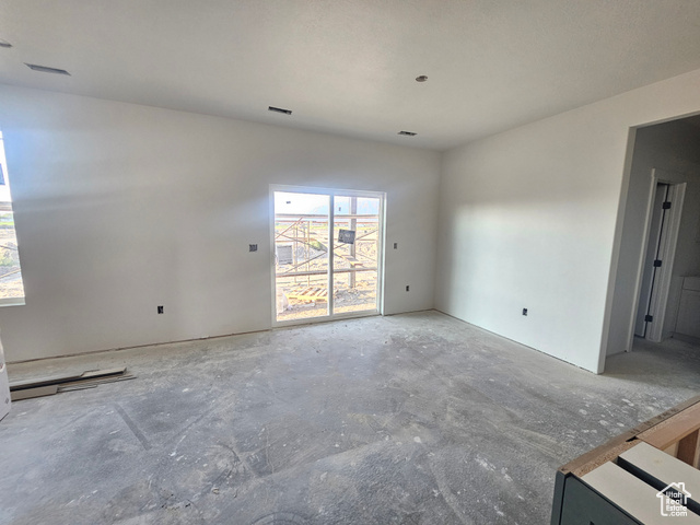 Photo 4 for MLS #2112227 at 3812 W 1700 South #201