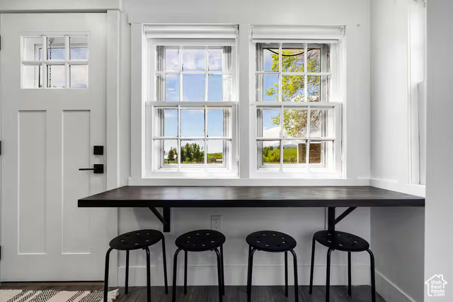 Photo 23 for MLS #2112233 at 225 W 1st North St #9
