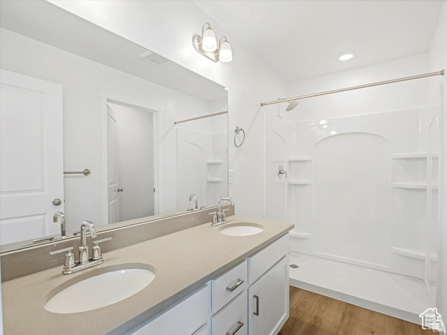 Photo 13 for MLS #2112265 at 1564 E Pheasant Rd #212