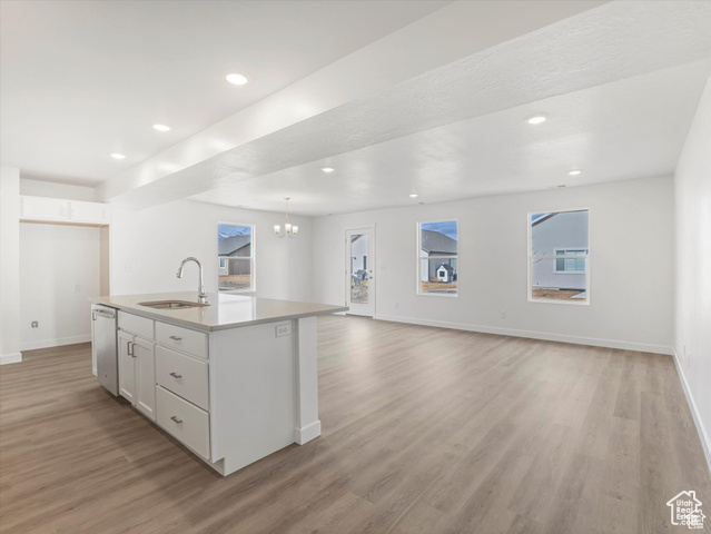 Photo 8 for MLS #2112265 at 1564 E Pheasant Rd #212