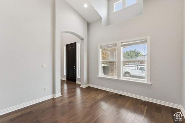 Photo 6 for MLS #2112267 at 4863 W River Chase Rd