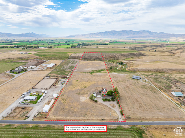 Photo 4 for MLS #2112271 at 3500 W 2800 North
