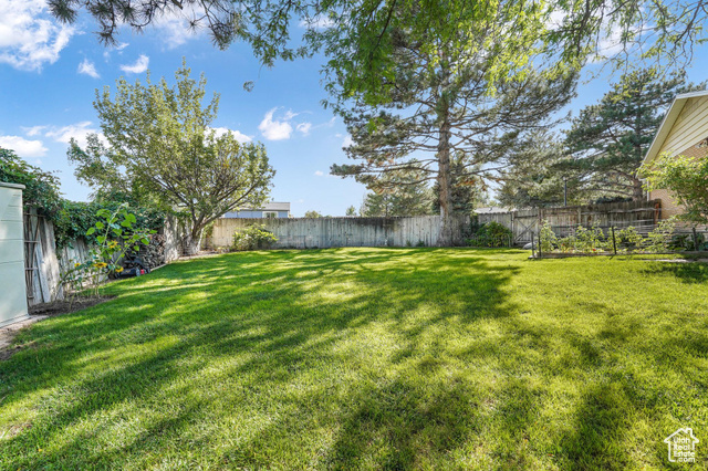 Photo 28 for MLS #2112275 at 5331 Queenswood Dr