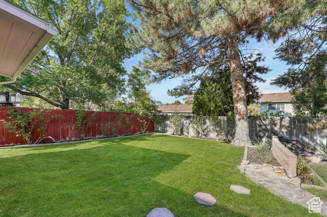 Photo 25 for MLS #2112275 at 5331 Queenswood Dr