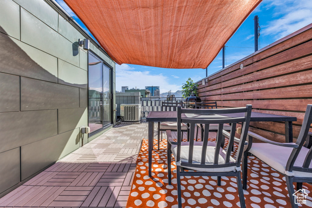 Photo 20 for MLS #2112284 at 360 W Broadway #604