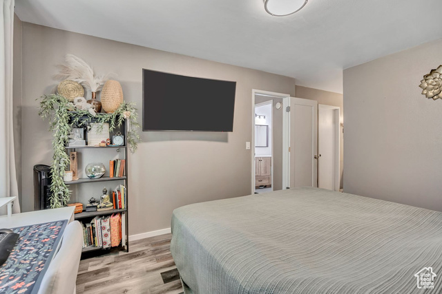 Photo 11 for MLS #2112288 at 4111 S Greyhackle Ln